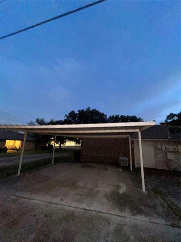 Building Photo - 1302 Crescent St