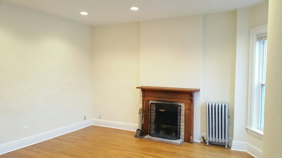 Building Photo - 1308 Sherman Ave