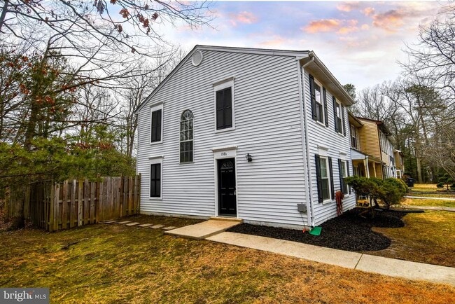 Building Photo - 1586 Pin Oak Dr