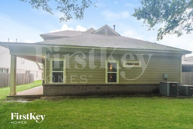 Building Photo - 6111 Lubiani Valley Dr