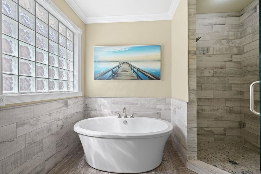Building Photo - 12066 River Highlands Dr