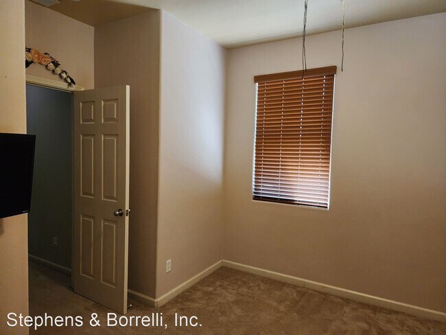 Building Photo - 3 br, 2 bath House - 308 Strands Court