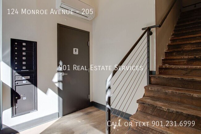 Building Photo - 124 Monroe Ave