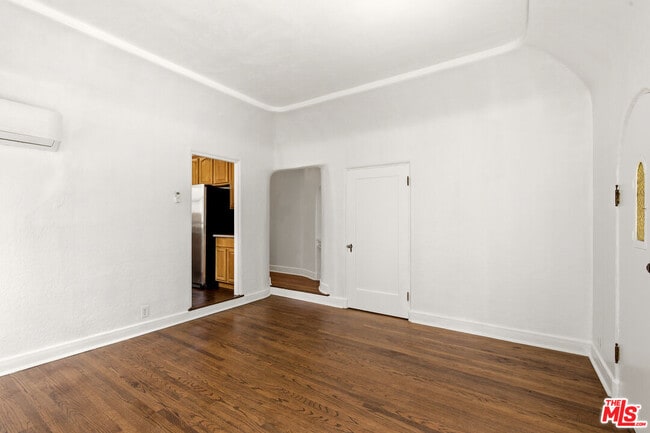 Building Photo - 4429 Finley Ave