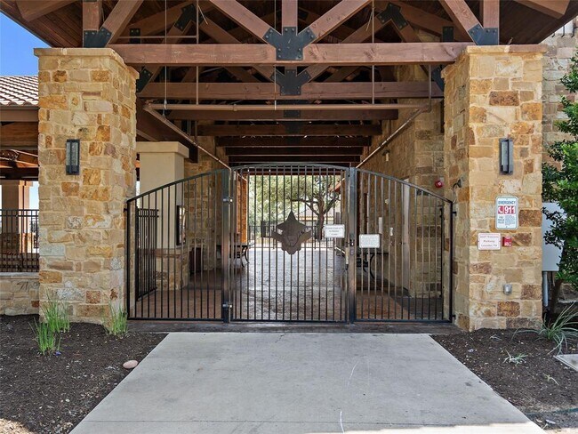 Building Photo - 2657 Montebelluna Pl