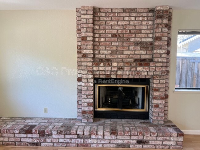 Building Photo - 293 Saybrook Way