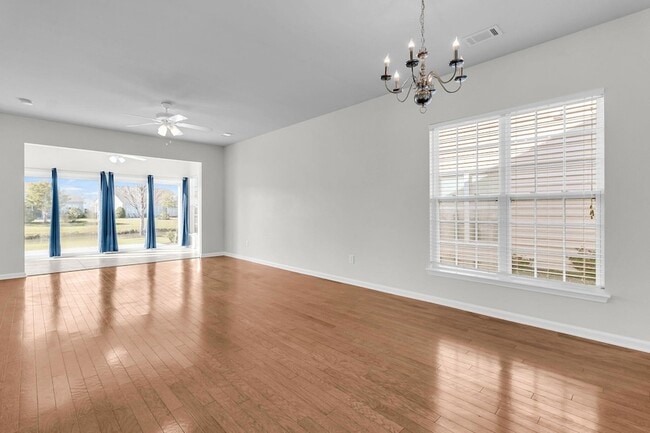 Building Photo - 168 Sea Lavender Ln