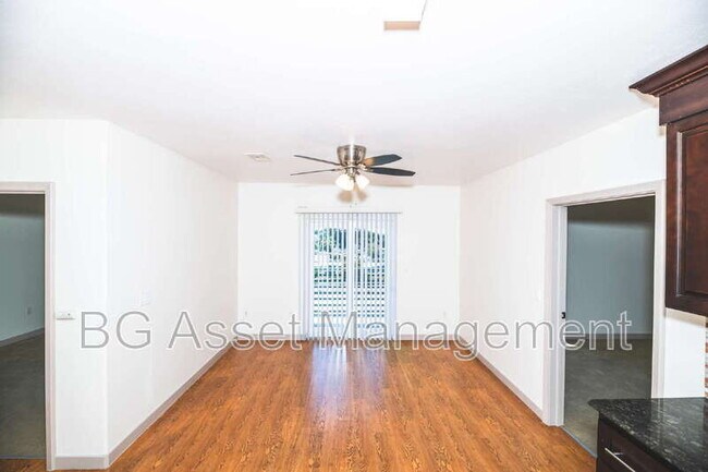 Building Photo - 1459 MacArthur Blvd