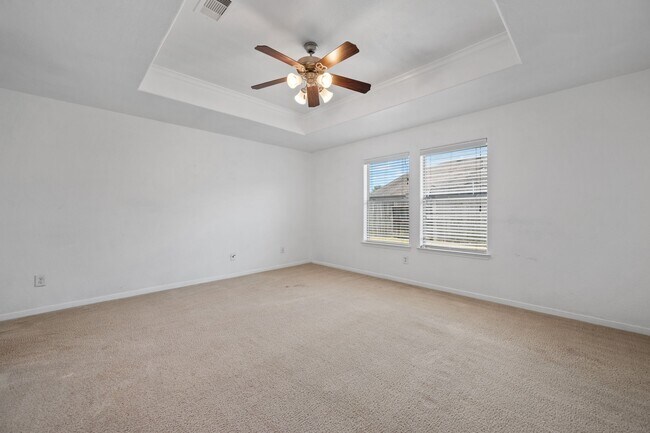 Building Photo - 4614 Pin Oak Creek Ln