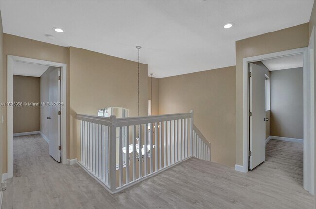 Building Photo - 797 Chimney Rock Rd