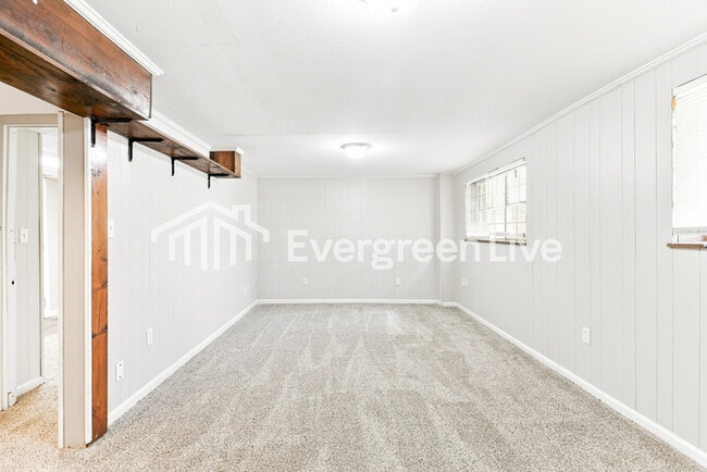 Building Photo - 1737 Molly Dr