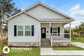 Building Photo - 1349 Preston St S