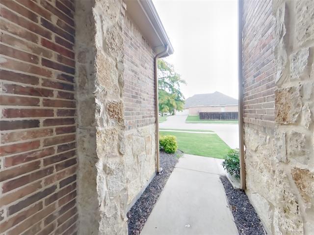 Building Photo - 5024 Kestrel Dr