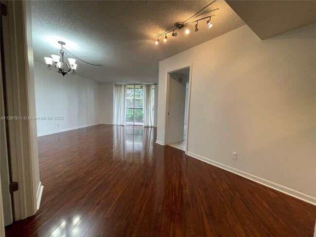 Primary Photo - 10451 W Broward Blvd