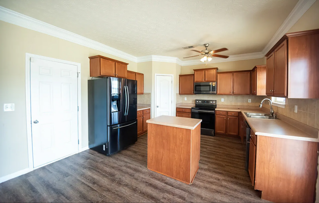 Building Photo - 43 Apache Trail