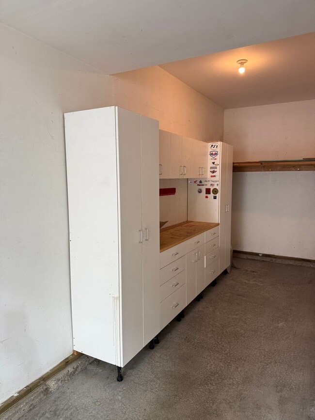 Building Photo - 21130 NW Galice Ln