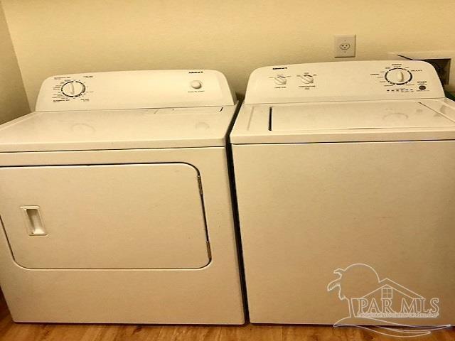 Building Photo - 9692 Cobblebrook Dr