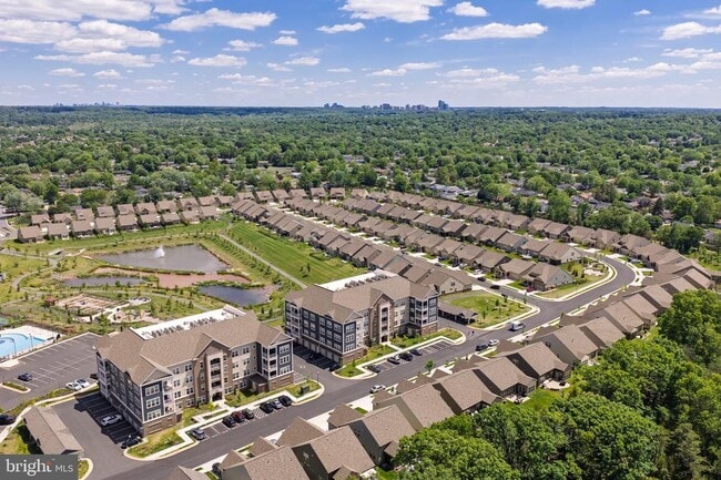 Building Photo - 21630 Hawksbill High Cir