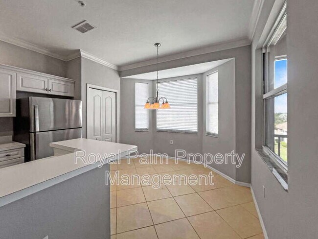 Building Photo - 8550 Kingbird Loop