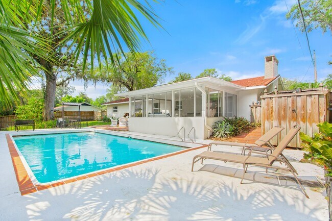 Building Photo - 14 Park Terrace Dr