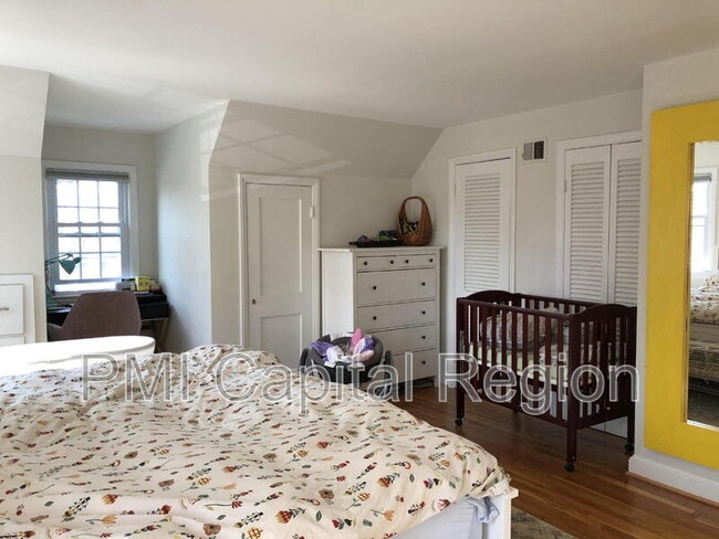 Building Photo - 10305 Ridgemoor Dr