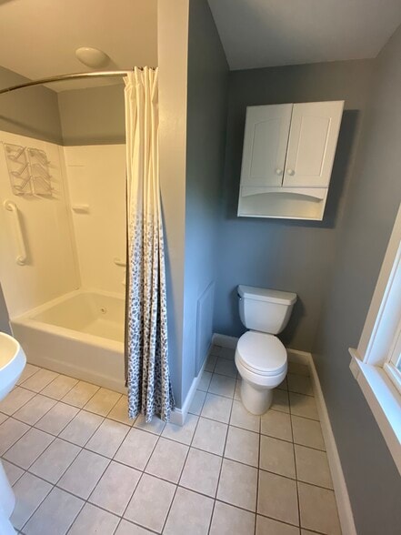 Upstairs Bathroom - 221 Dickinson Rd