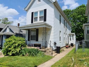 Building Photo - 212 McClelland Ave