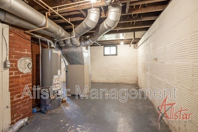 Building Photo - 348 Malacca St
