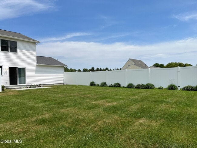 Building Photo - 24 Reservoir Rd