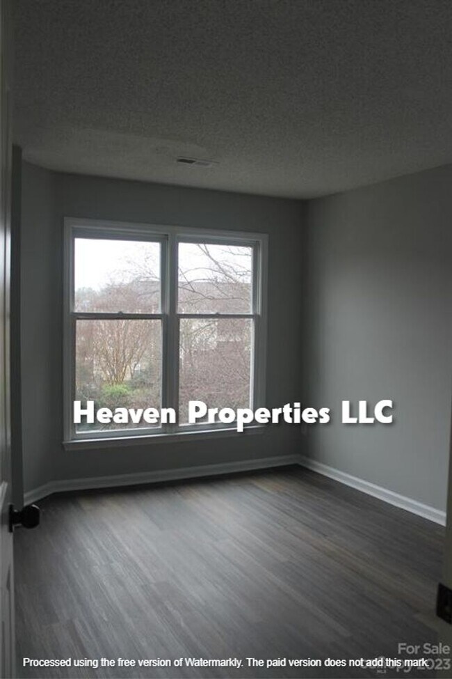Building Photo - 7340 Rose Terrace Ct