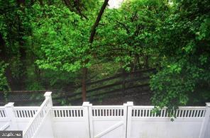 Building Photo - 110 Treymore Ct