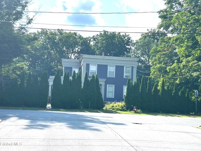 Primary Photo - 87 Green St