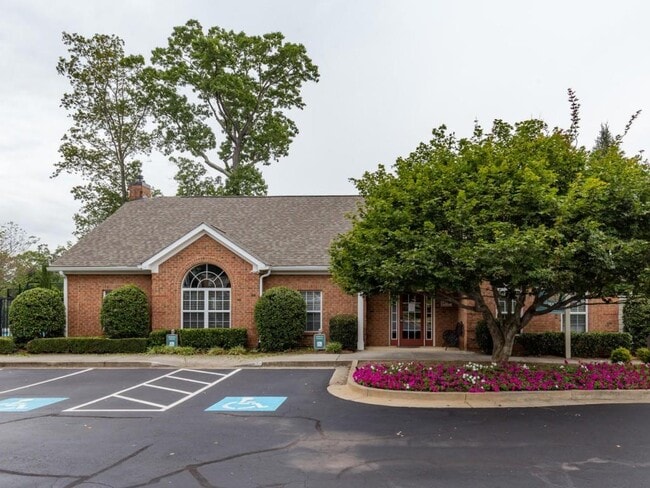 Building Photo - 17106 Harvest Ridge Ln