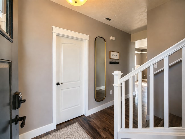 Building Photo - 4504 Corvina St