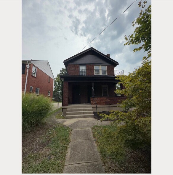 Building Photo - 1535 Section Rd