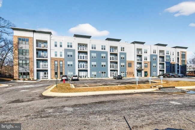 Building Photo - 76 Old Mill Bottom Rd N