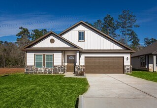 Building Photo - 2336 Cedar Pl Dr