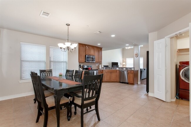 Building Photo - 1173 Landon Ln