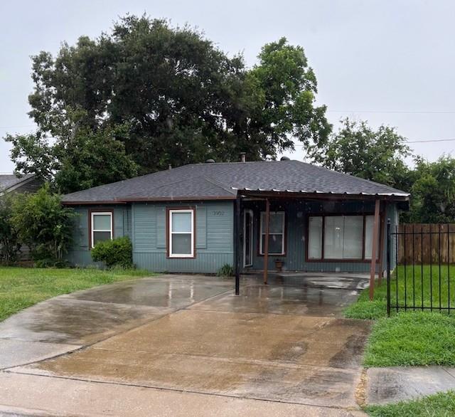 Primary Photo - 3902 Alsace St