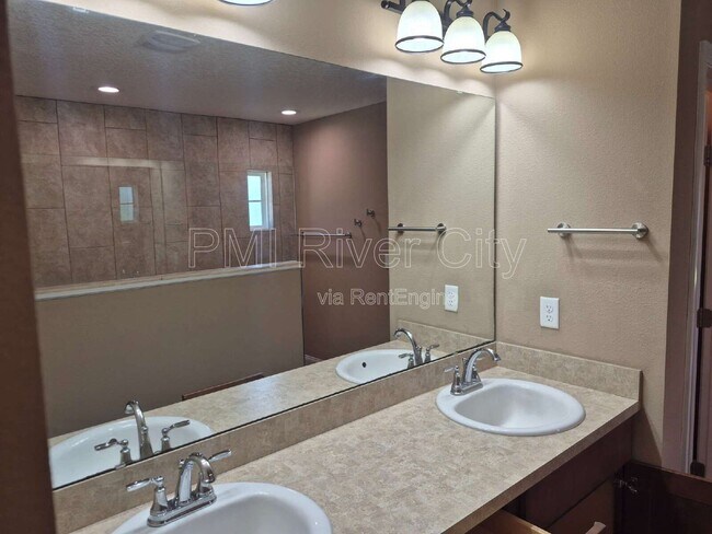 Building Photo - 53671 Carrington Dr