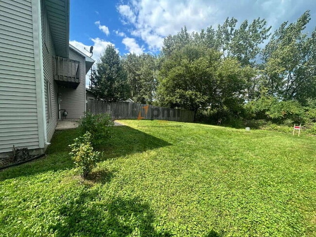Building Photo - 4860 92nd Ave