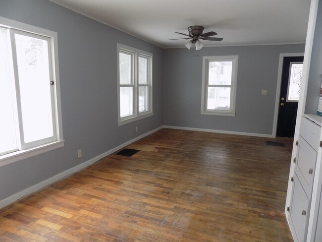 Building Photo - 1214 S Eaton St