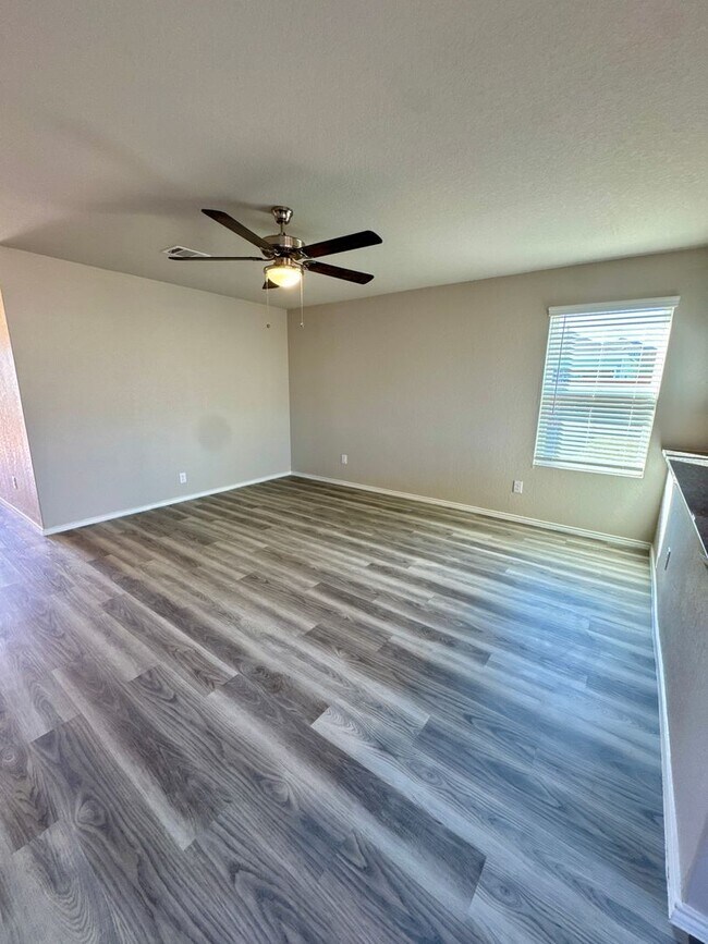 Building Photo - Bulverde Area - Hidden Trails Subdivision 3 beds 2 bath Home for Rent