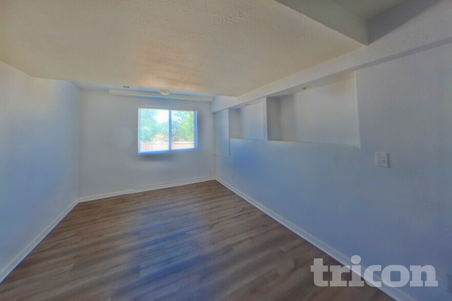 Building Photo - 673 Millet Cir