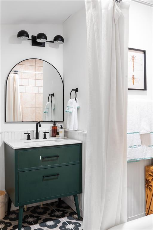 Building Photo - 720 Mollie St SE