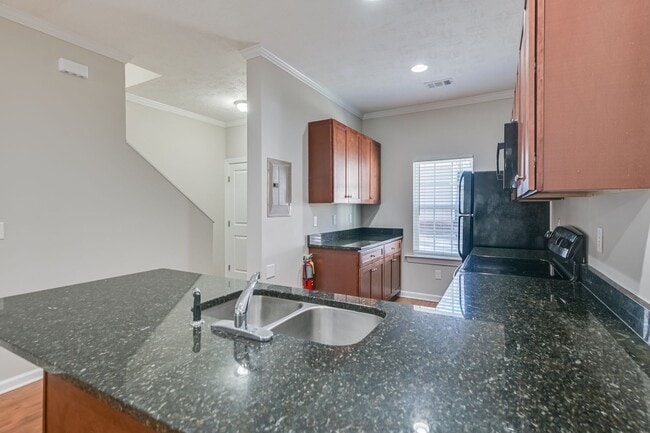 Building Photo - Adderman Point- 2 bed/2.5 bath Apartment