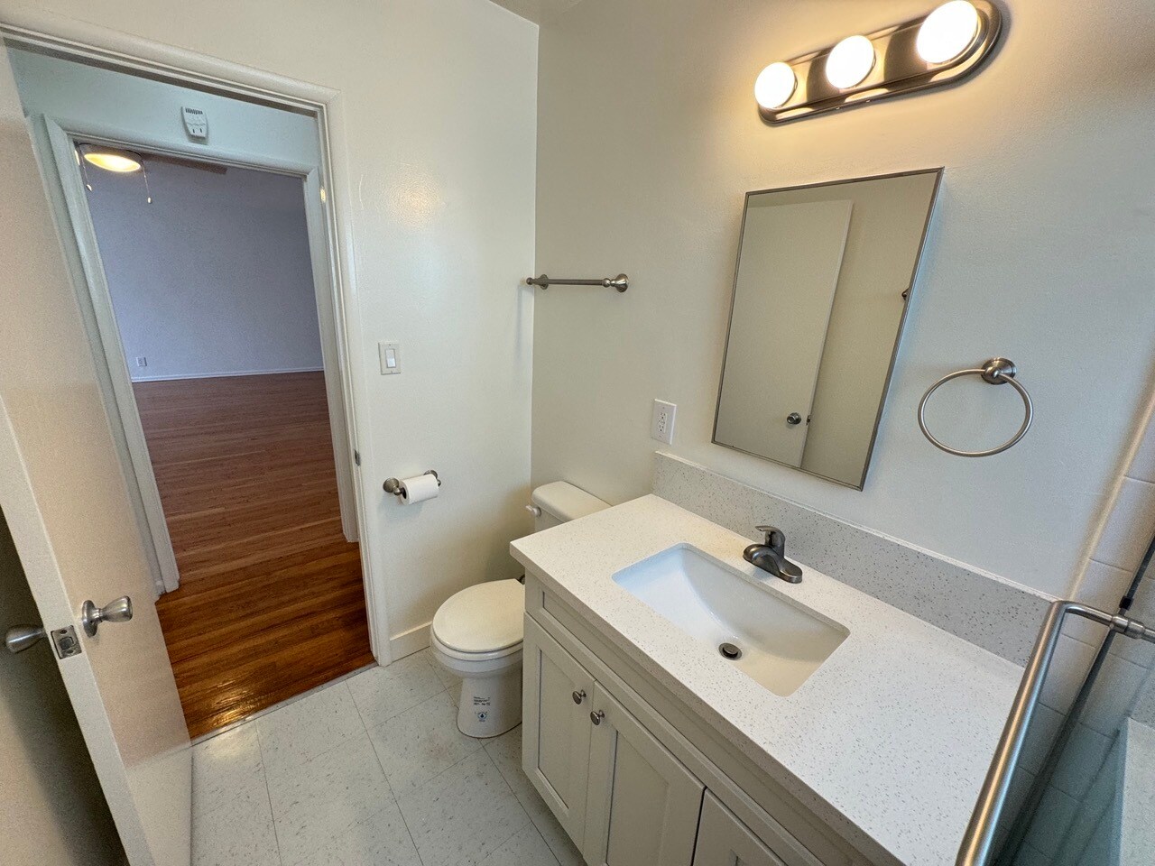 Building Photo - 11662 Sunset Blvd