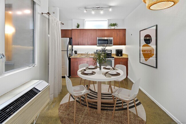 Building Photo - 1601 Kettner Blvd