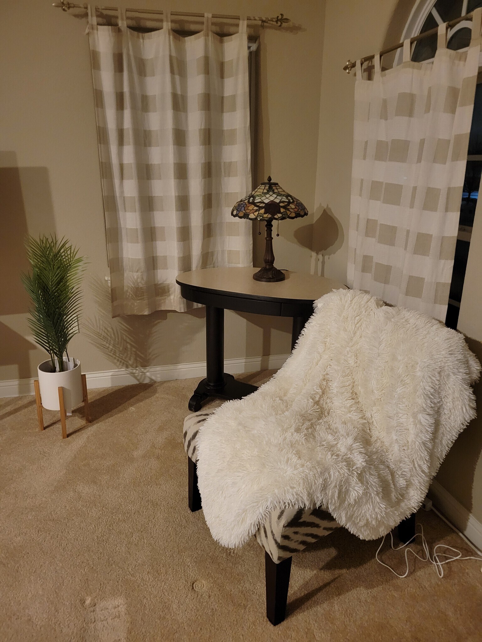 Building Photo - 1850 Stoney Ln