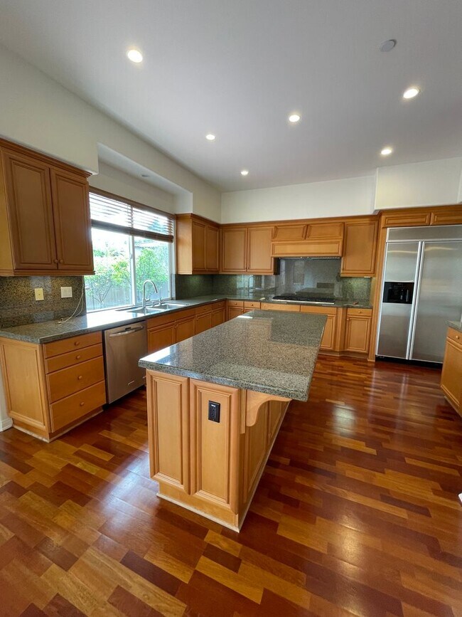 Building Photo - 9707 Deer Trail Dr